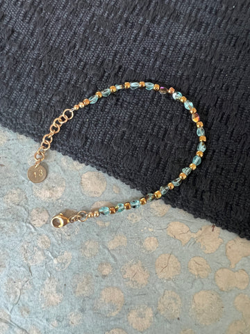 Sea blue seed bead bracelet