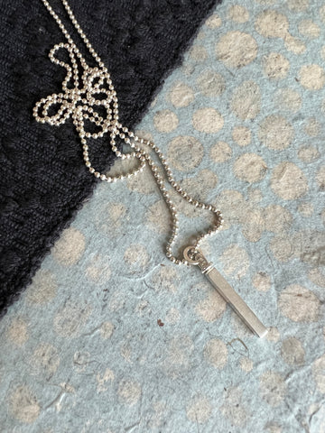 Four-sided pendant & necklace